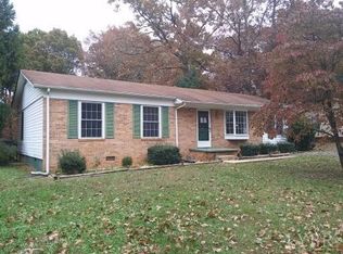 205 Woodland Dr, Madison Heights, VA 24572