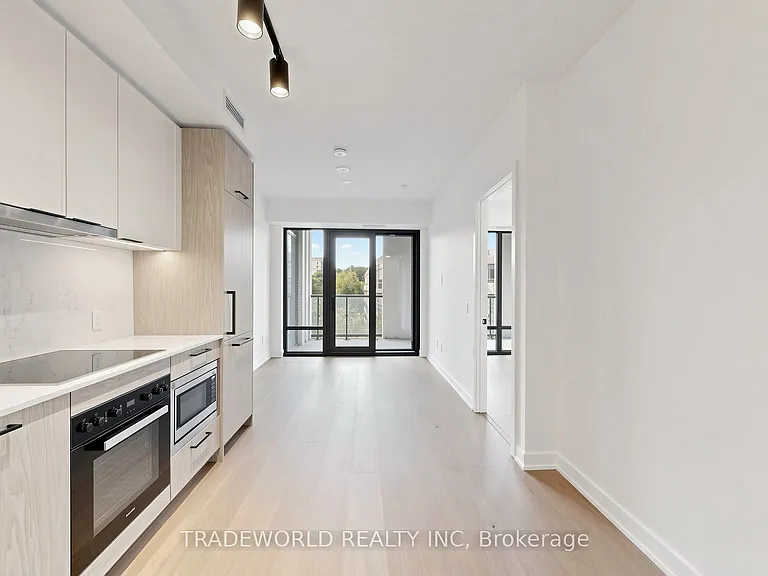 91 Montclair Ave #707 — Photo 7