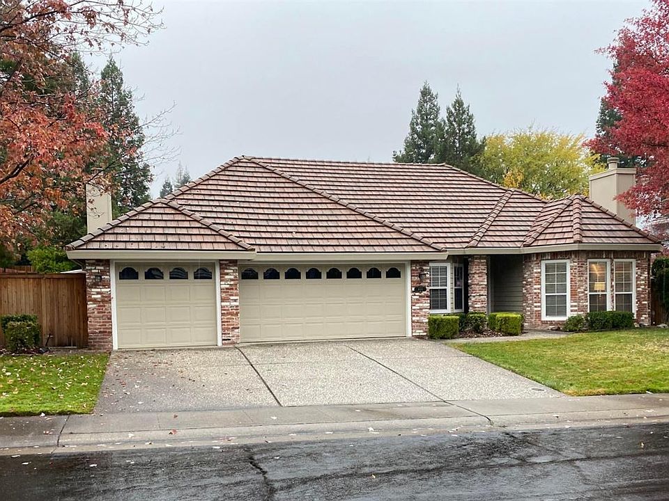 2nd image of 4616 Dickens Dr