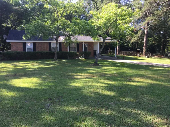 4611 Sunset Dr N, Mobile, AL 36608