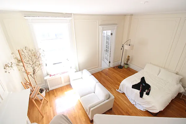 Rented by Luxor Homes & Investment Realty | media 17