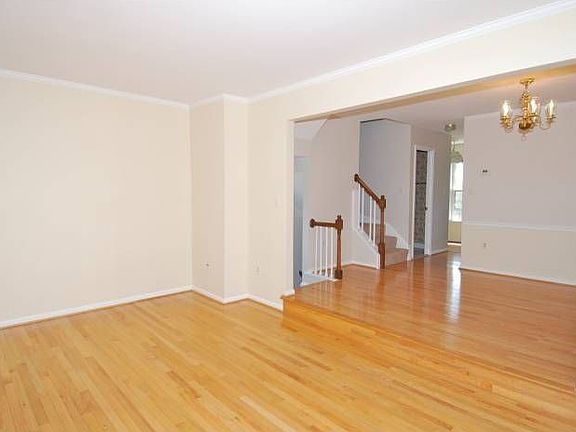 3rd image of 6835A Washington Blvd