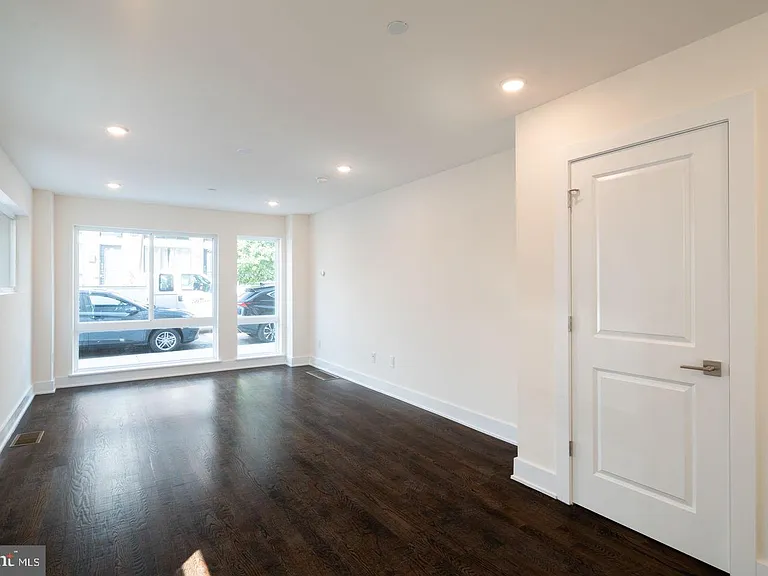 1429 Germantown Ave #1-A — Photo 2