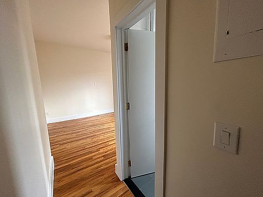 3rd image of 570 7th Ave APT 3R