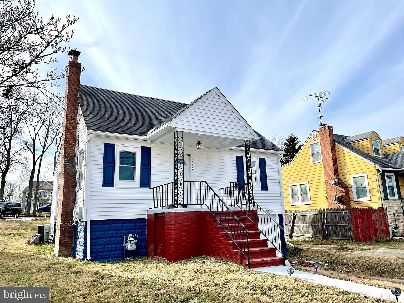 7350 Montgomery Rd photo 1