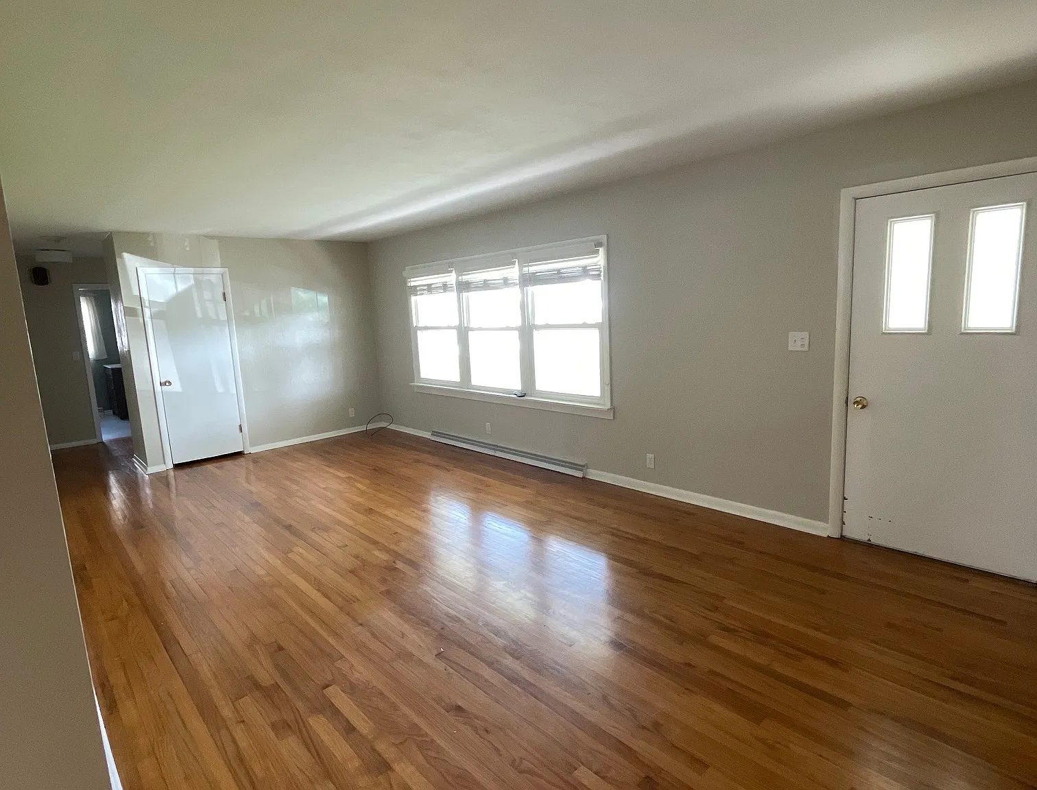 3 bed, 1422 sqft, $1,650 — Photo 2