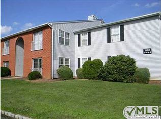 708-8 Zlotkin Cir, Freehold, NJ 07728