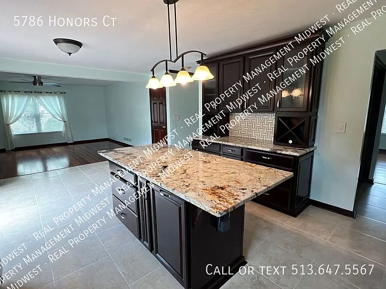 5786 Honors Ct — Photo 8