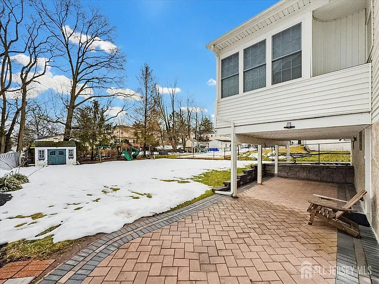 37 Jersey Ave — Photo 26
