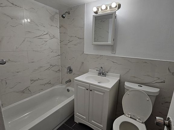 4th image of 276 Prospect St #B1