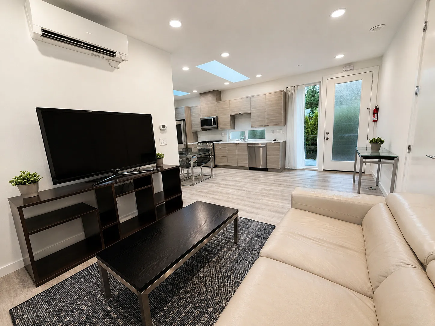 2019B Market St — Photo 2