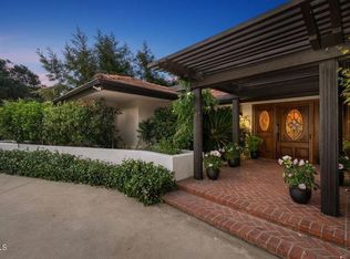 3854 Hampstead Rd, La Canada Flintridge, CA 91011