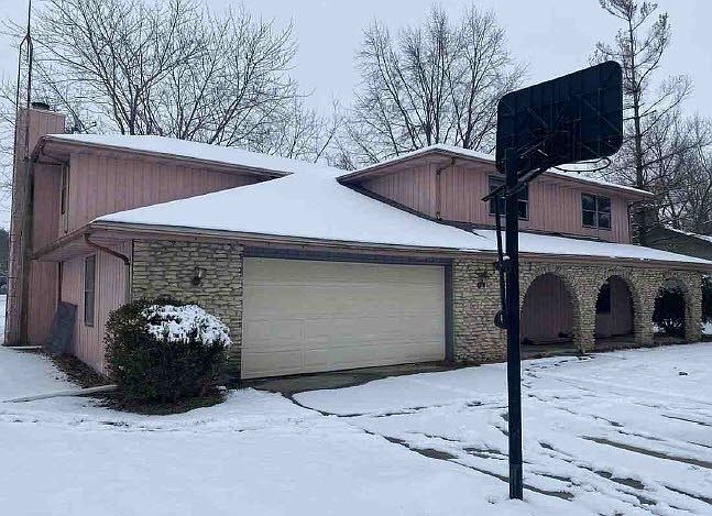1st image of 8308 N Yellowstone Dr