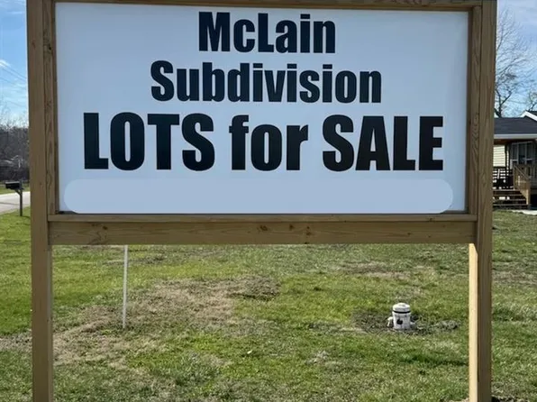 14 McClain Ave, Cayuga, IN 47928