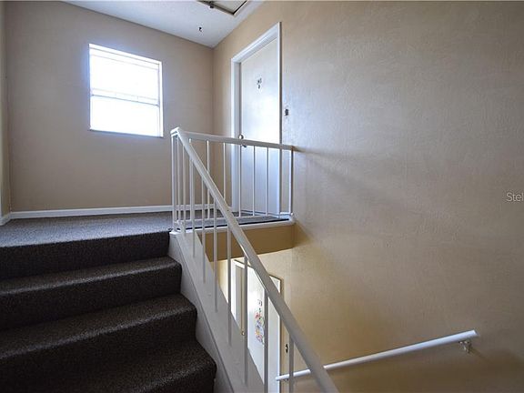 3rd image of 1920 E Edgewood Dr APT D2