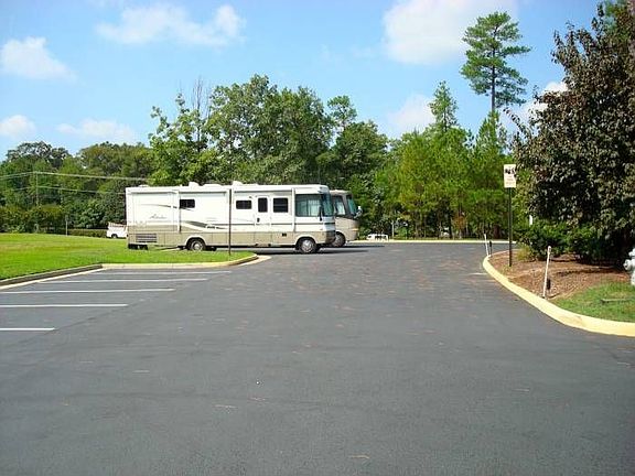 RV or Bost park on site