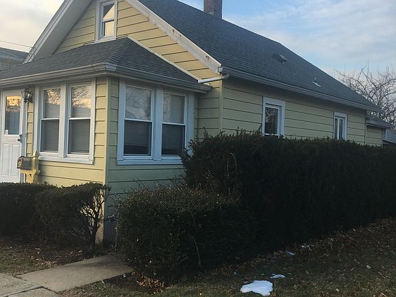 2nd image of 45 Bedford Ave