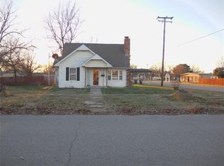 401 S 4th St, Davis, OK 73030