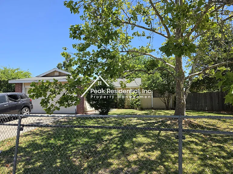 6491 Weatherford Way — Photo 2