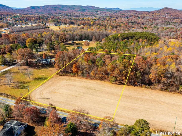 3248 Icard Rhodhiss Rd, Connelly Springs, NC 28612