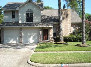 1403 New Cedars Dr, Houston, TX 77062