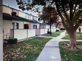 44526 15th St E UNIT 11, Lancaster, CA 93535