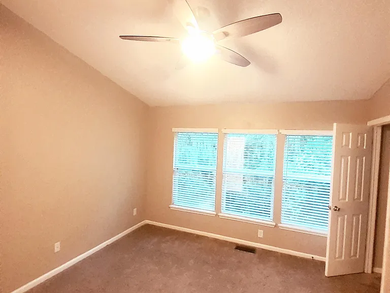 3568 Twisted Tree Ln — Photo 21