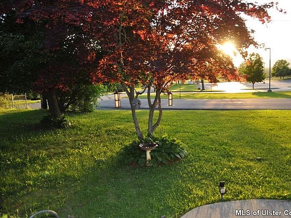 5th image of 114 C E Penney Dr