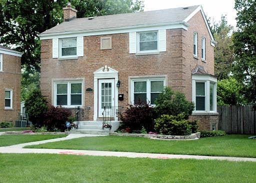 1st image of 1553 S Bristol Ave