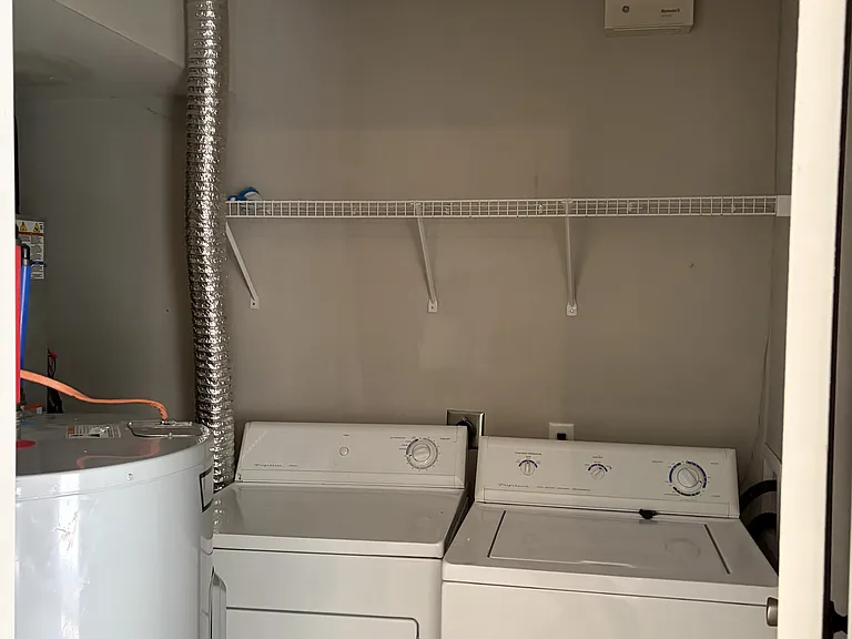 1024 Danielle Ct #3 — Photo 5