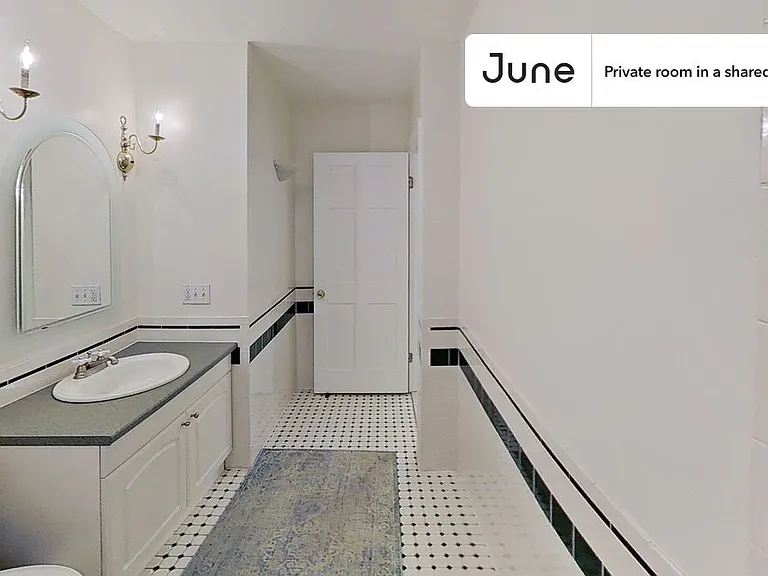 109 Heath St #C — Photo 6