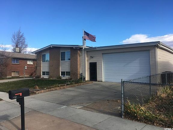 2nd image of 2633 S Vespa Dr