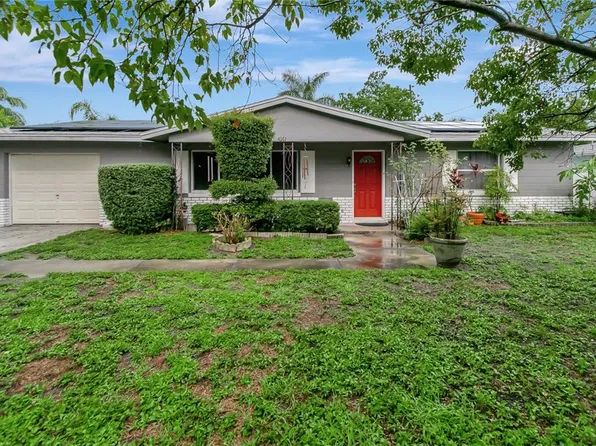 4361 61st Ln N, Kenneth City, FL 33709