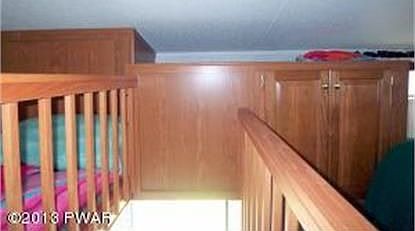3rd image of 89 Bear Ln