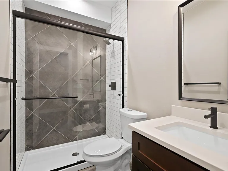 1327 Jersey St #3 — Photo 15