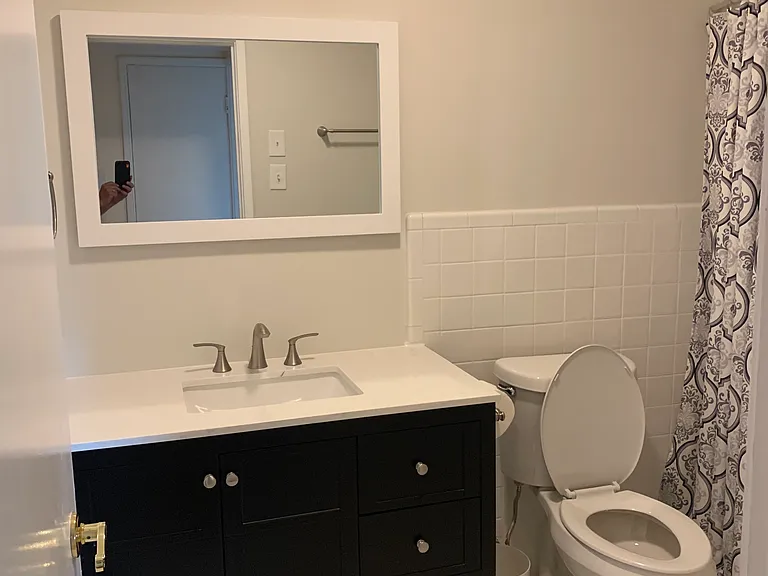 2511 Saint Charles Ave #404 — Photo 10