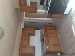 12 Winfield St APT 1L, Worcester, MA 01610