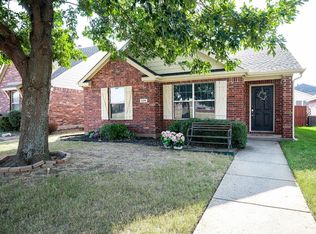 226 Pecos Trl, Aubrey, TX 76227