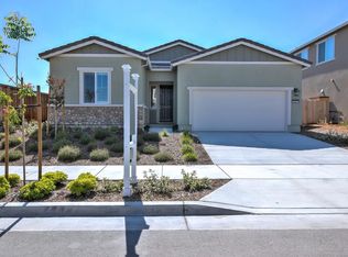 2131 Nora Dr, Hollister, CA 95023