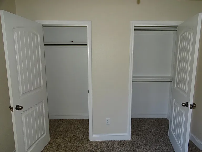 11107 Everett Ave — Photo 20