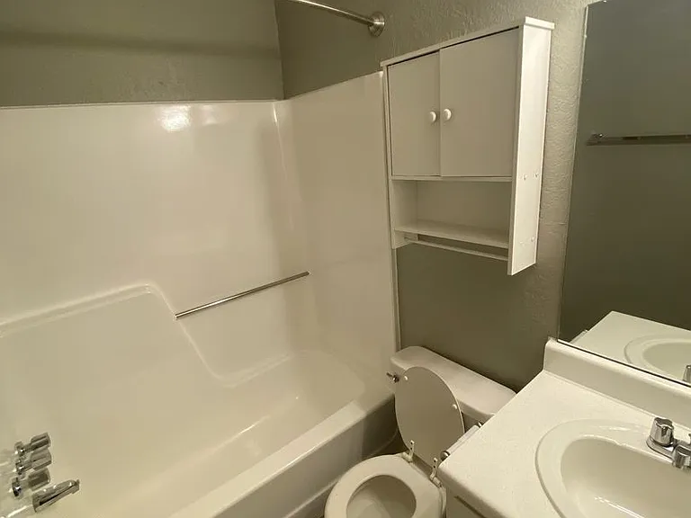 The Bryant Apartment Homes — Photo 10