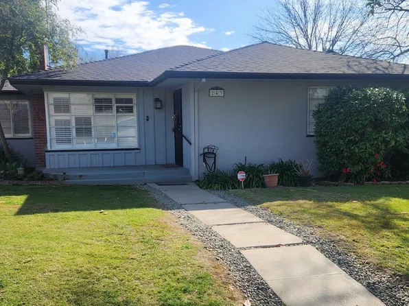 243 W Fountain Way, Fresno, CA 93705