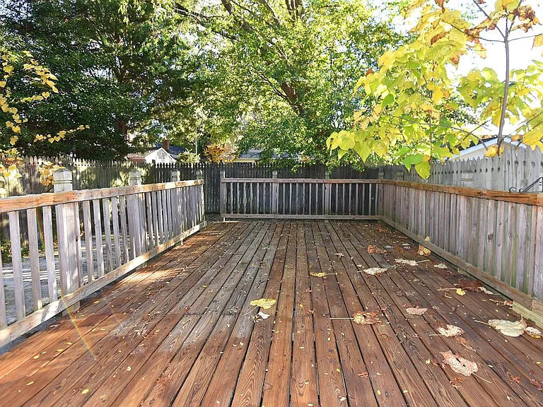 309A E Howell Ave — Photo 3