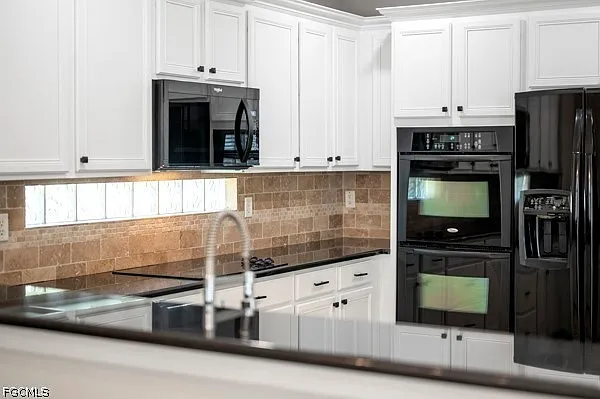 8490 Sumner Ave — Photo 26
