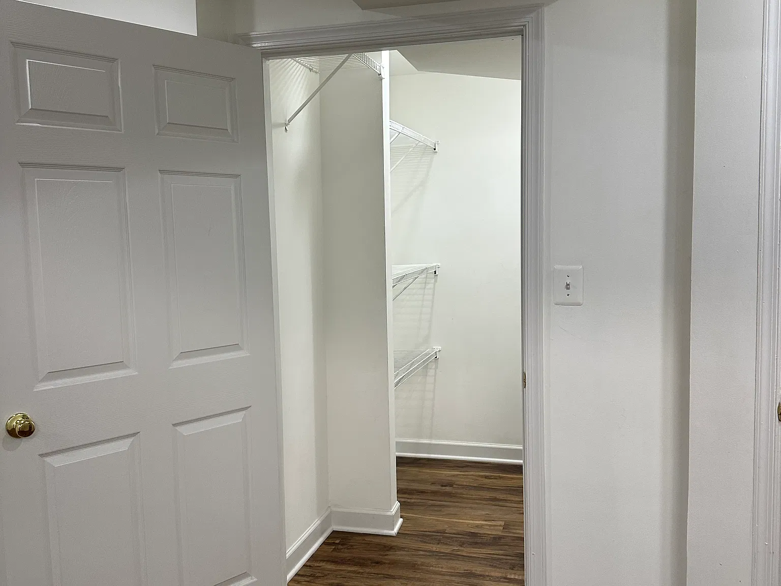 1 bed, 3848 sqft, $1,500 — Photo 2