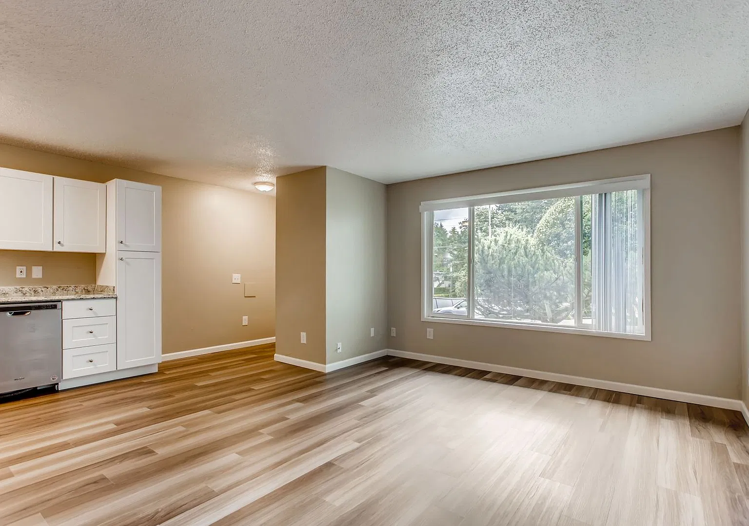 Huber Apartments — Photo 3