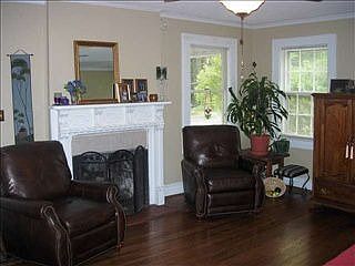 3rd image of 22 Westview Ave