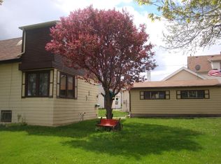 306 S 71st St, Milwaukee, WI 53214