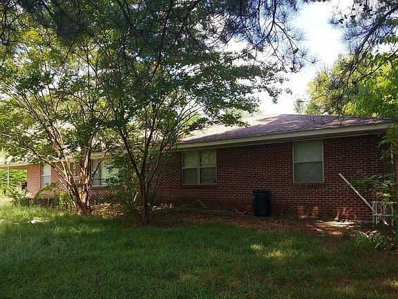 2nd image of 121 W Hempstead St #31