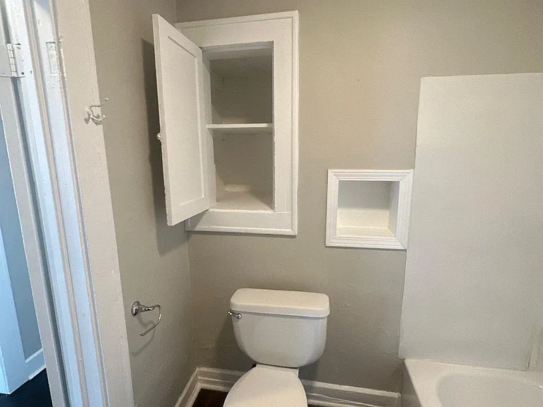1122 King Ave — Photo 11